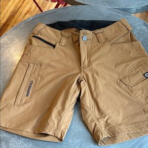 Trailwear Women's Brown Cargo Shorts